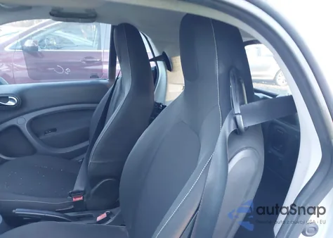 2016 Smart Fortwo Passion from USA, damaged, VIN WMEFJ5DA1GK061459